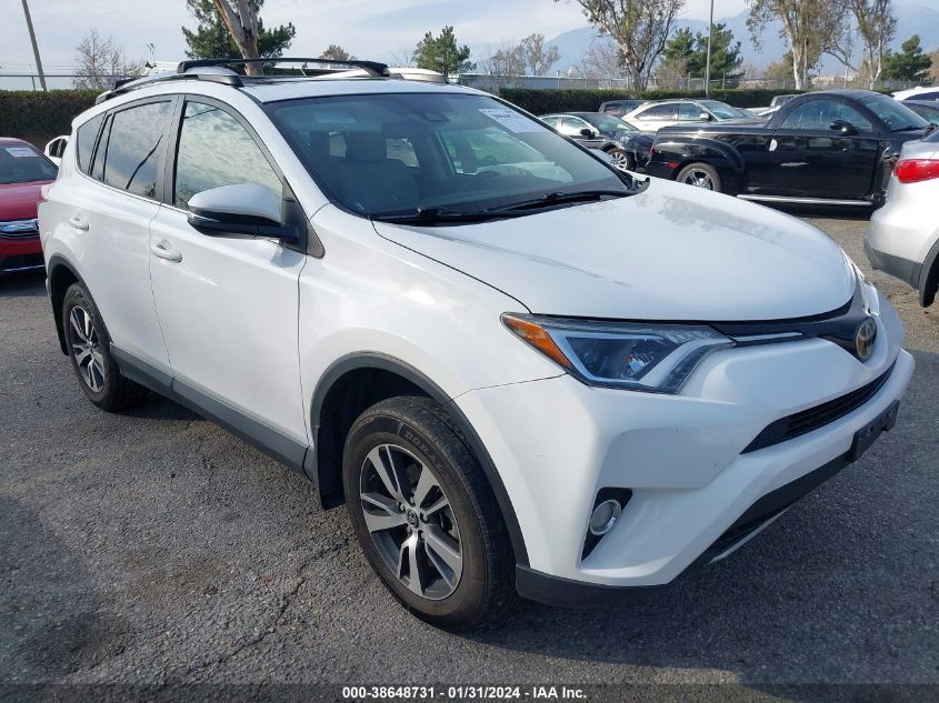 2018 TOYOTA RAV4 XLE - JTMRFREV0JJ742862