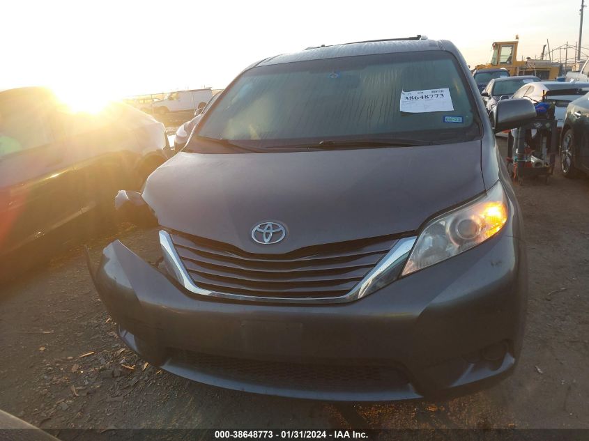 2017 TOYOTA SIENNA LE - 5TDKZ3DC1HS781835