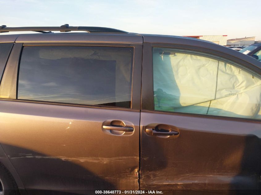 2017 TOYOTA SIENNA LE - 5TDKZ3DC1HS781835