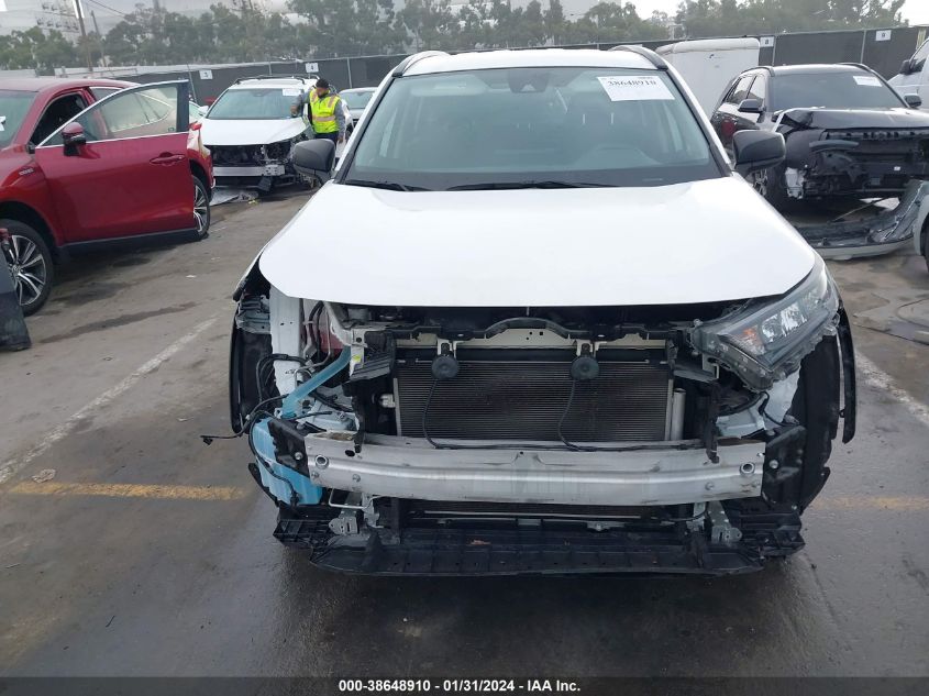 2020 TOYOTA RAV4 LE - JTMH1RFVXLD051171