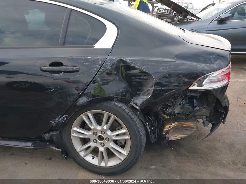 VIN SAJAJ4FX9JCP20587 2018 JAGUAR XE 25T PREMIUM