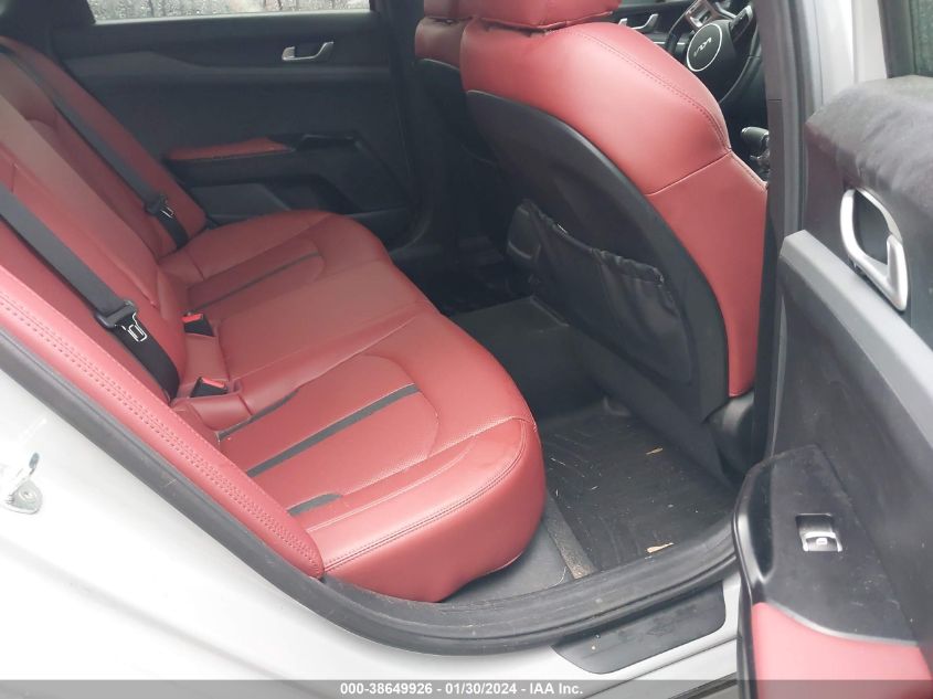 2022 KIA K5 GT-LINE - 5XXG64J26NG097408