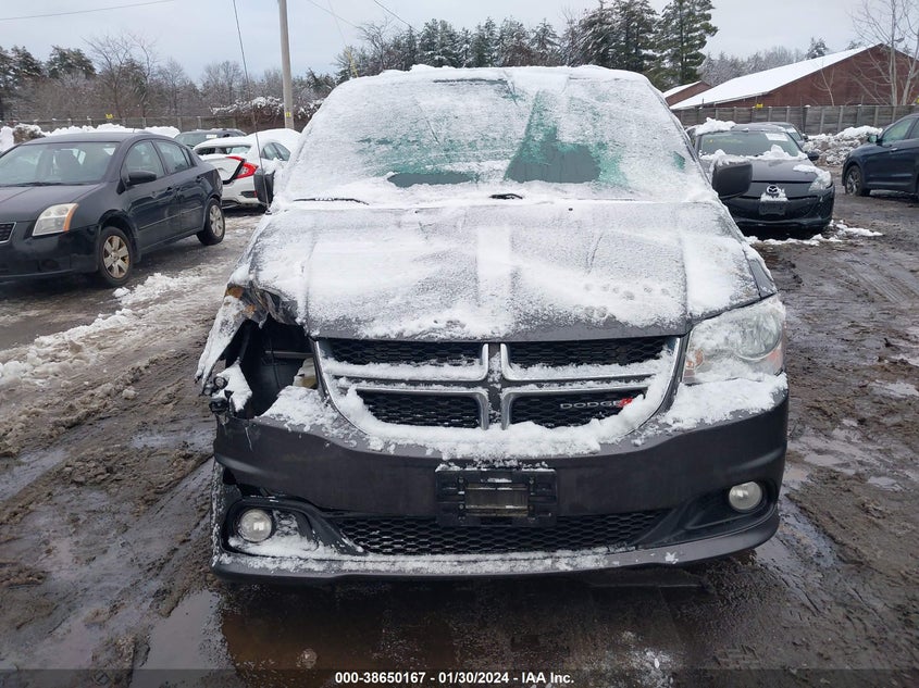 VIN 2C4RDGCG2JR267838 2018 DODGE GRAND CARAVAN SXT