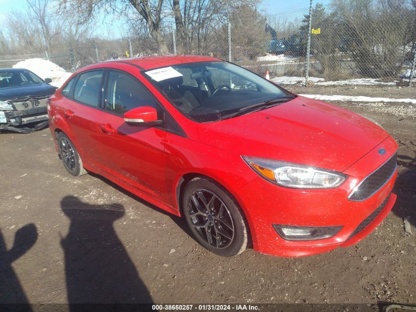 2015 FORD FOCUS SE - 1FADP3F28FL216862