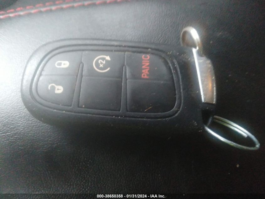 2019 JEEP CHEROKEE TRAILHAWK - 1C4PJMBN8KD175197