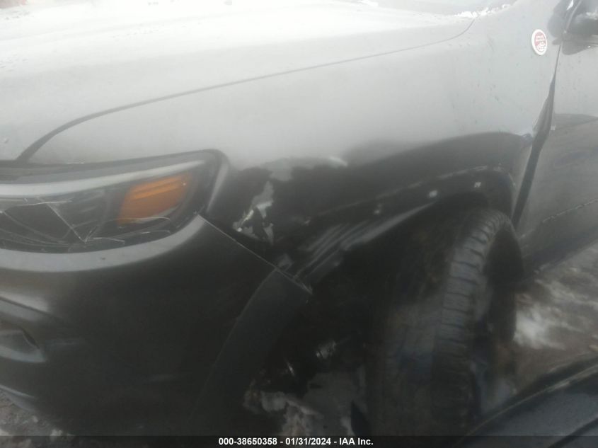 2019 JEEP CHEROKEE TRAILHAWK - 1C4PJMBN8KD175197