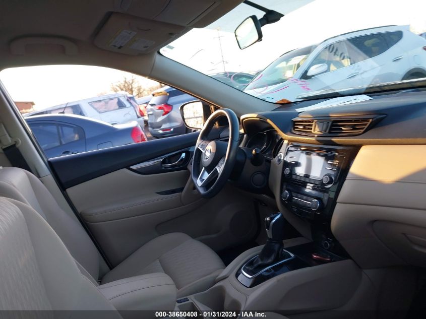 2017 NISSAN ROGUE SV - KNMAT2MT7HP596027