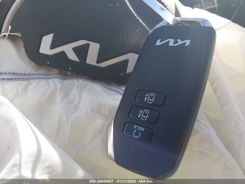 2023 KIA SPORTAGE HYBRID SX PRESTIGE - KNDPXCAG7P7031657