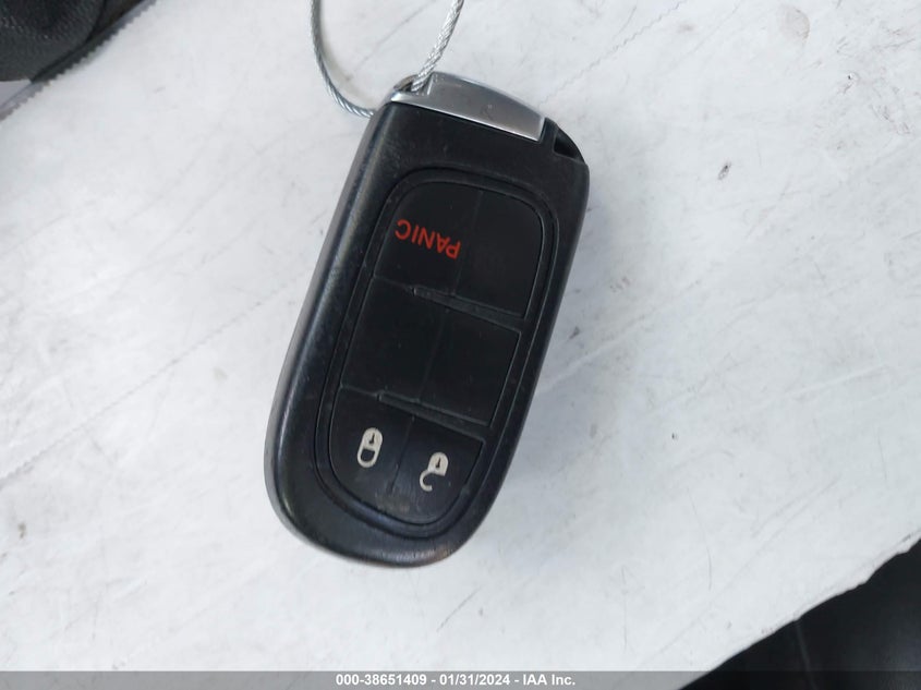 VIN 1C4PJMLX5KD336377 2019 JEEP CHEROKEE ALTITUDE 4X4