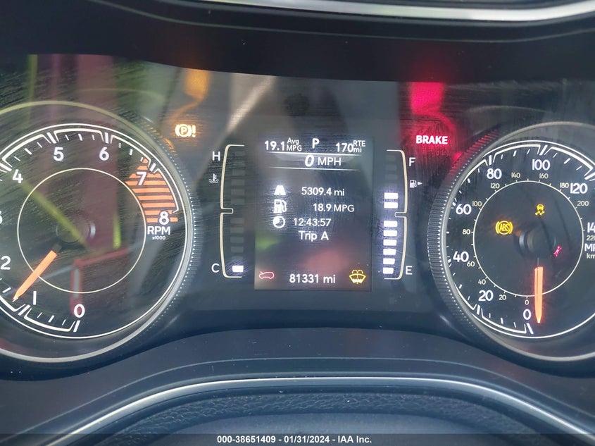 VIN 1C4PJMLX5KD336377 2019 JEEP CHEROKEE ALTITUDE 4X4