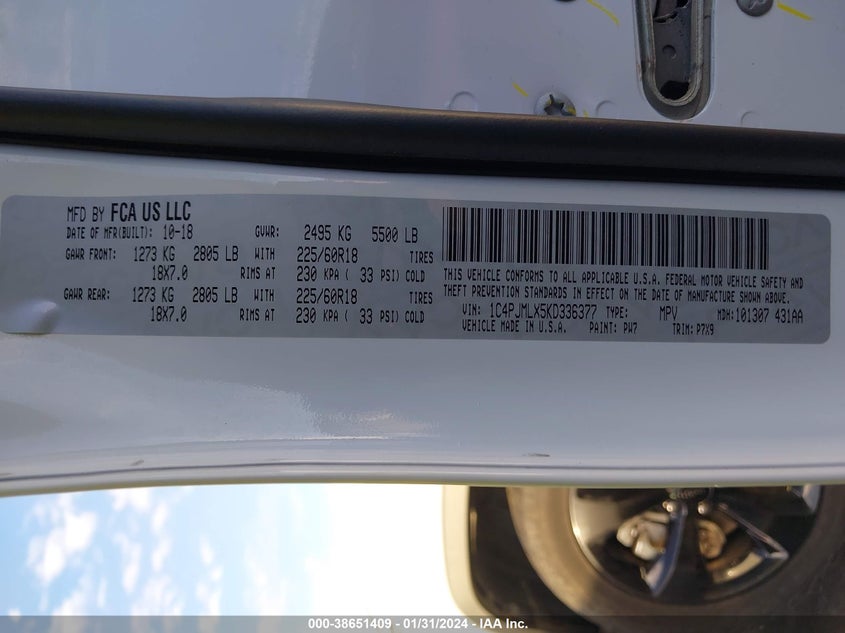 VIN 1C4PJMLX5KD336377 2019 JEEP CHEROKEE ALTITUDE 4X4