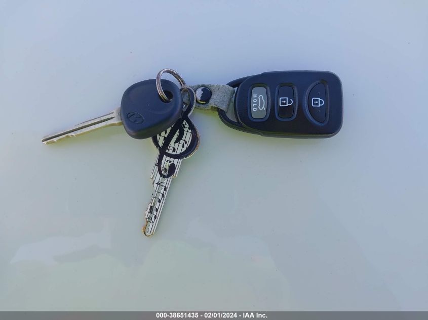 2013 HYUNDAI ELANTRA GLS - 5NPDH4AE6DH269382