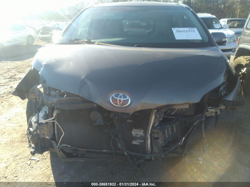2013 TOYOTA SIENNA LIMITED V6 7 PASSENGER - 5TDYK3DCXDS313918