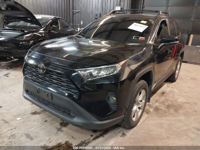 2020 TOYOTA RAV4 XLE - 2T3P1RFV6LW132814