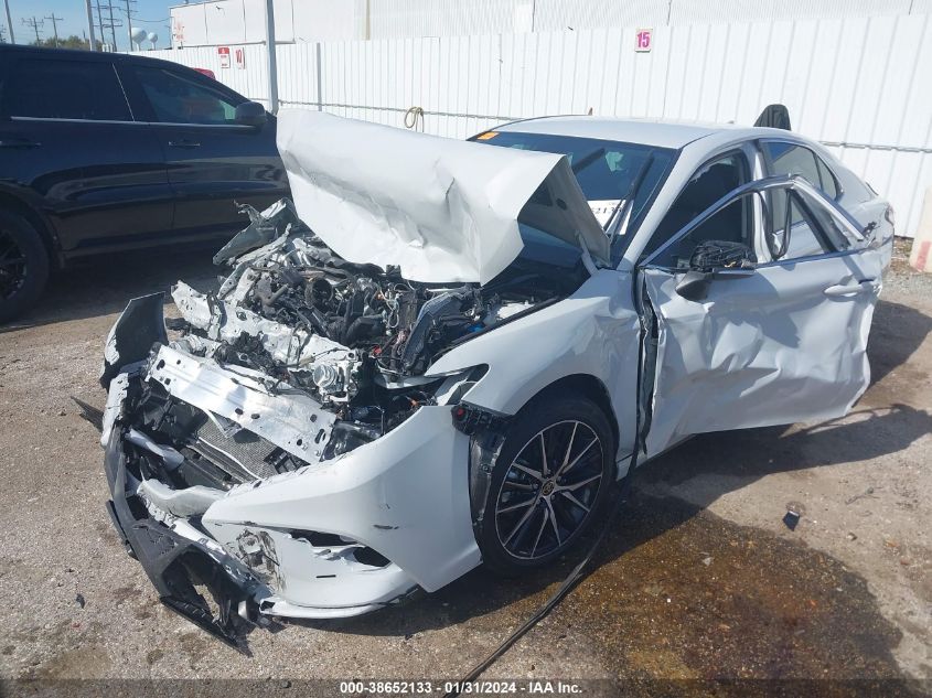 2024 TOYOTA CAMRY SE NIGHT SHADE/SE - 4T1G11AKXRU213797