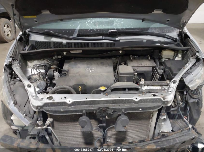 2016 TOYOTA SIENNA SE - 5TDXK3DC7GS696507