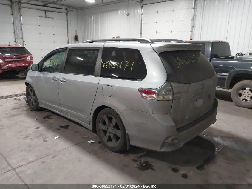 2016 TOYOTA SIENNA SE - 5TDXK3DC7GS696507