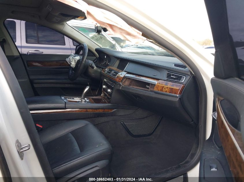 2013 BMW 740I WBAYA6C58DC994960