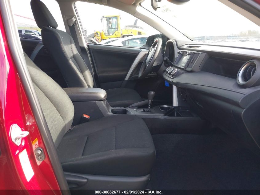 2018 TOYOTA RAV4 LE - 2T3BFREVXJW778402