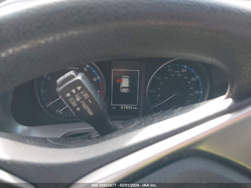 2018 TOYOTA RAV4 LE - 2T3BFREVXJW778402