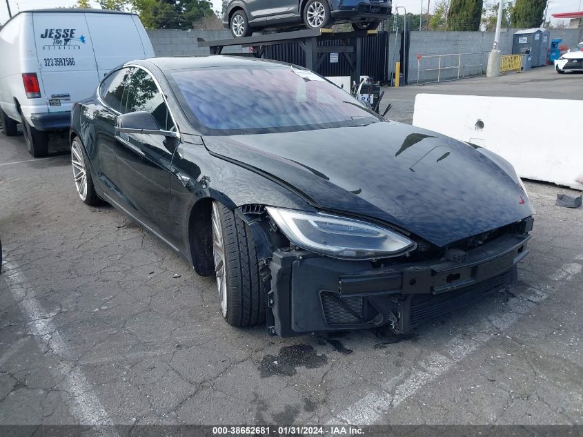 5YJSA1E22JF248663 TESLA MODEL S 100D/75D/P100D 2018