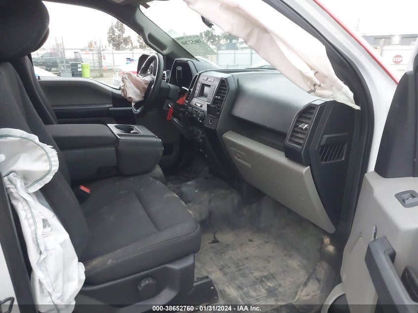 VIN 1FTMF1C59KKE18545 2019 FORD F-150 XL