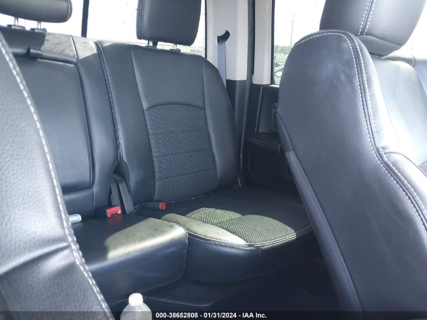 2015 RAM 1500 SPORT - 1C6RR6MTXFS661219