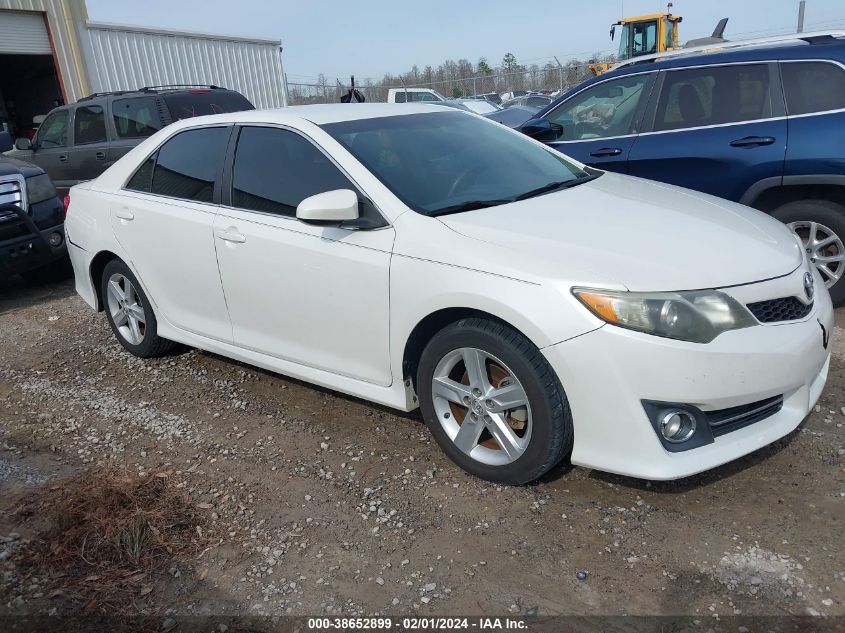 2014 TOYOTA CAMRY SE - 4T1BF1FKXEU400973