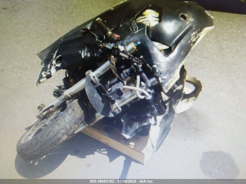 2003 SUZUKI GSX-R750 - JS1GR7HA232100355