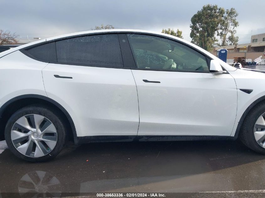 2021 TESLA MODEL Y - 5YJYGDEE6MF300403