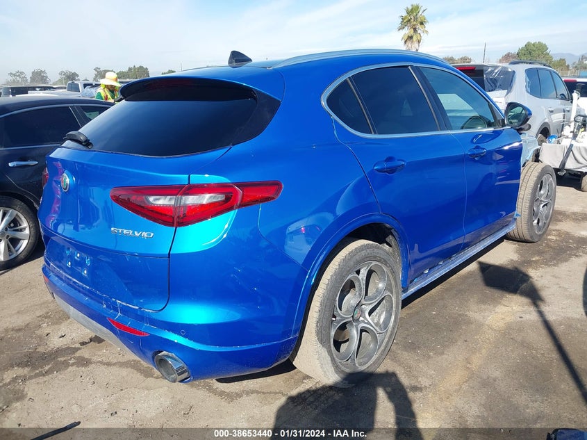 VIN 0ZASPAKBN5L7C7537 2020 ALFA ROMEO STELVIO TI