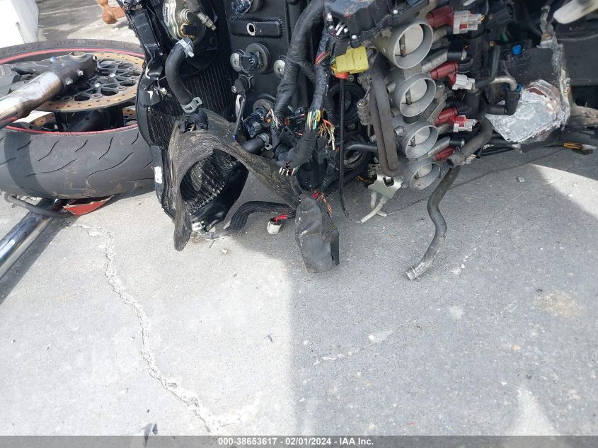 2009 SUZUKI GSX-R600 - JS1GN7EA492101452