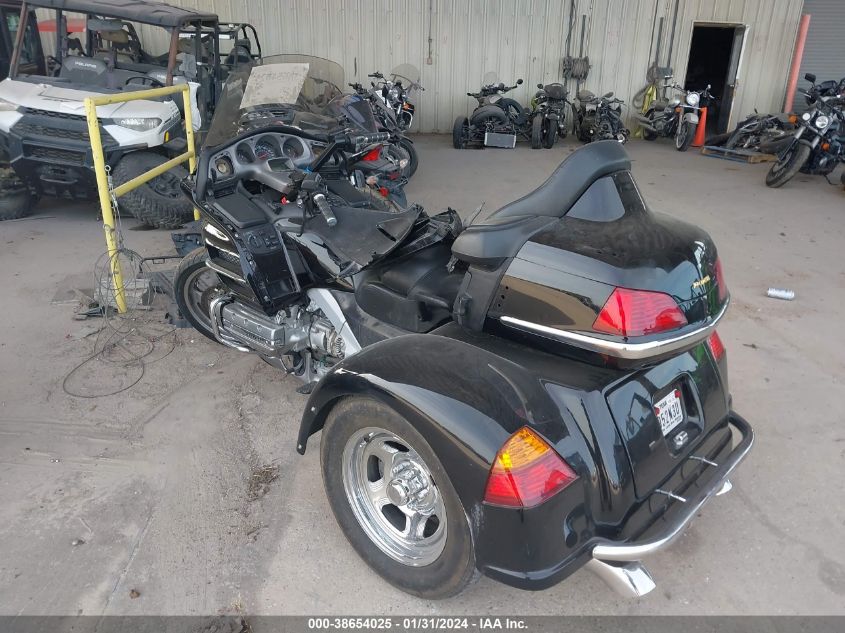 2002 HONDA GL1800 1HFSC47012A105534