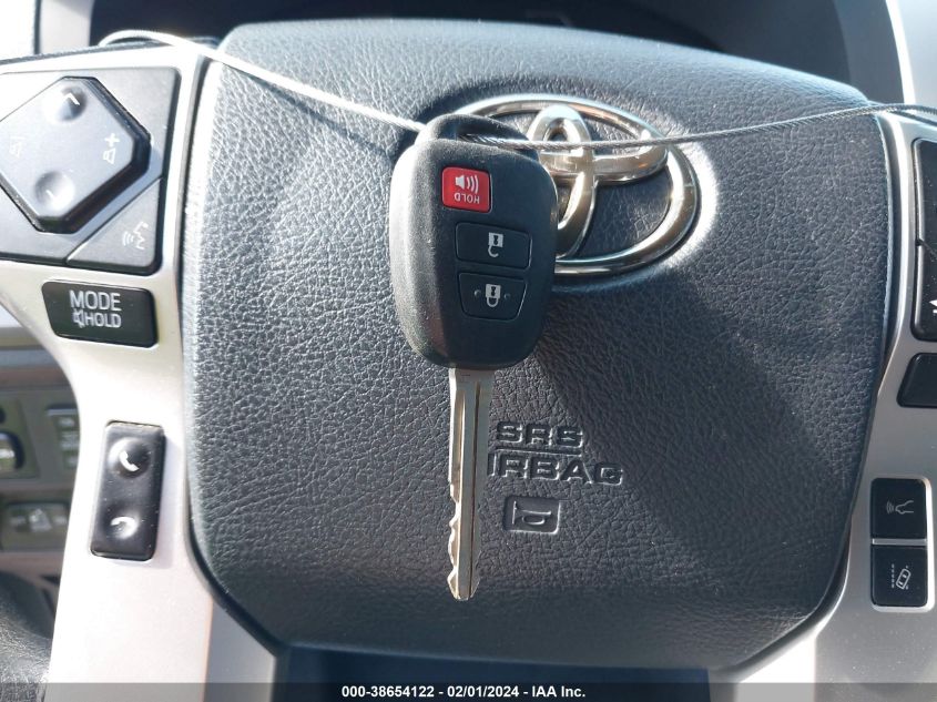 2018 TOYOTA TUNDRA SR5 5.7L V8 - 5TFDW5F14JX712355