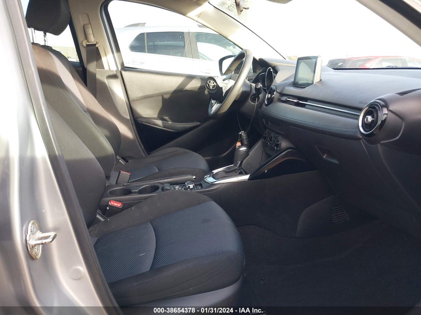 VIN 3MYDLBYV3JY314870 2018 TOYOTA YARIS IA