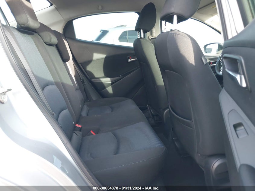 VIN 3MYDLBYV3JY314870 2018 TOYOTA YARIS IA
