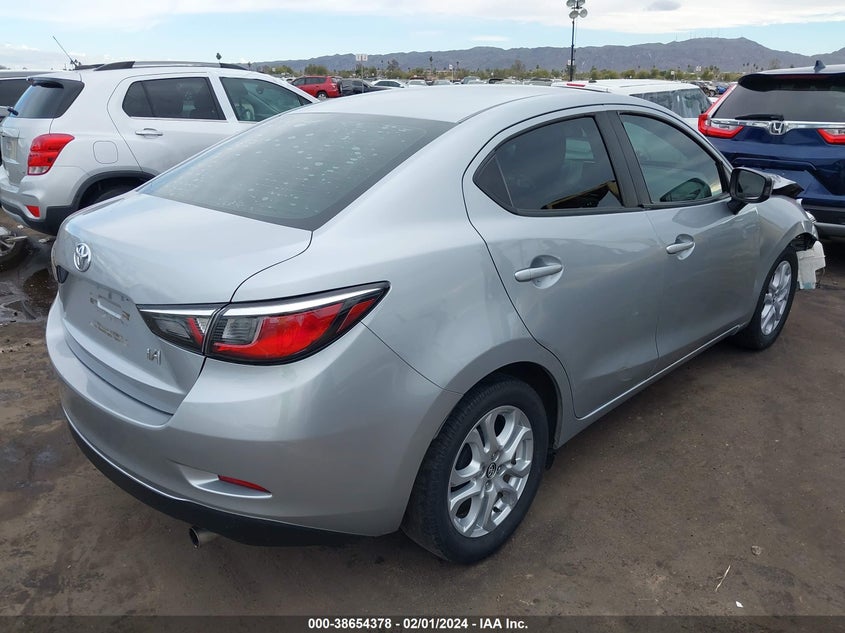 VIN 3MYDLBYV3JY314870 2018 TOYOTA YARIS IA