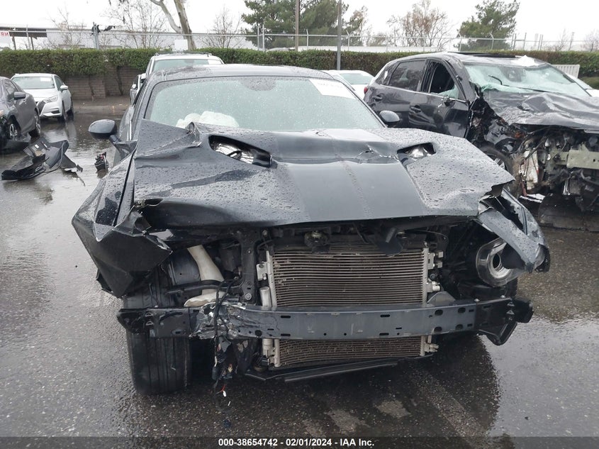 VIN 2C3CDZAG1JH246445 2018 DODGE CHALLENGER SXT