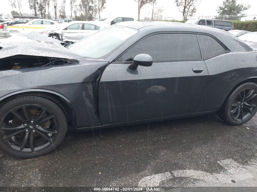 VIN 2C3CDZAG1JH246445 2018 DODGE CHALLENGER SXT
