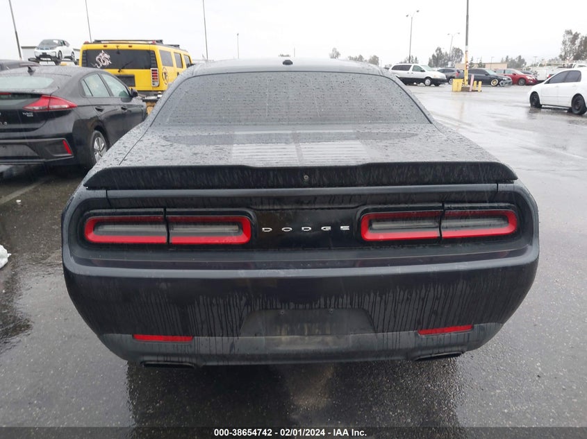 VIN 2C3CDZAG1JH246445 2018 DODGE CHALLENGER SXT