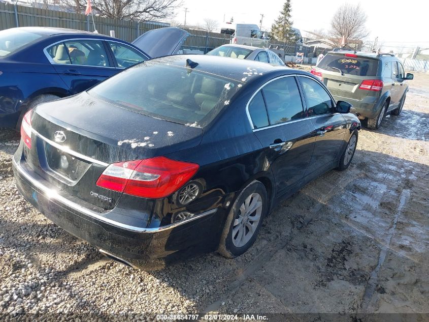 2013 HYUNDAI GENESIS 3.8 - KMHGC4DD2DU221460