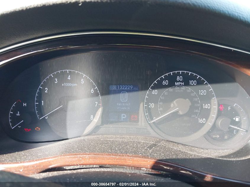 2013 HYUNDAI GENESIS 3.8 - KMHGC4DD2DU221460