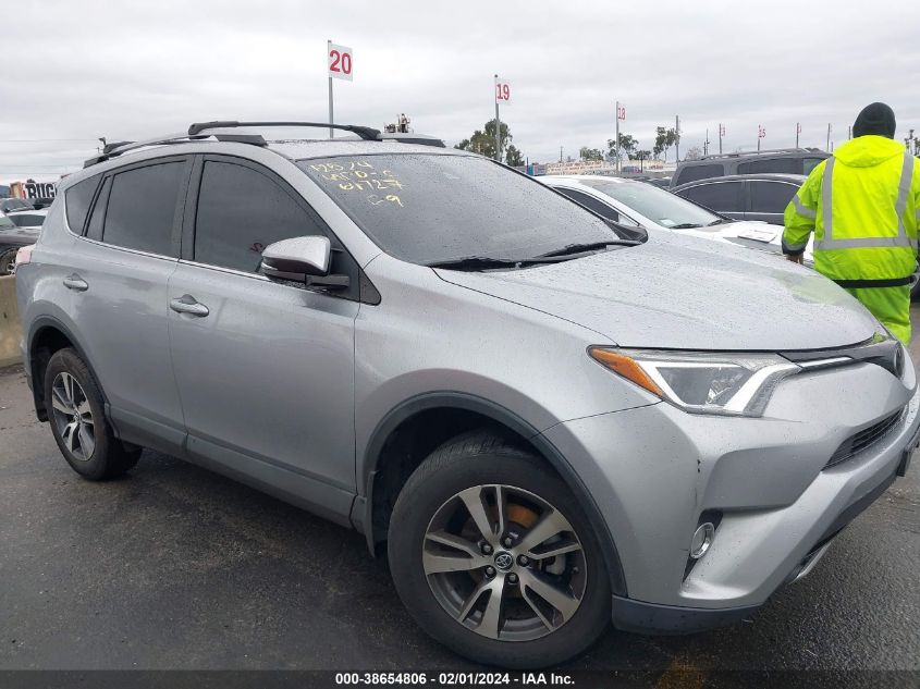 2018 TOYOTA RAV4 ADVENTURE/XLE - 2T3WFREV6JW515390