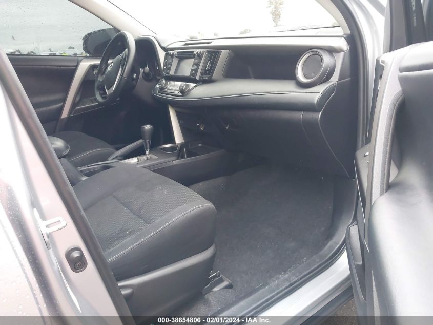 2018 TOYOTA RAV4 ADVENTURE/XLE - 2T3WFREV6JW515390