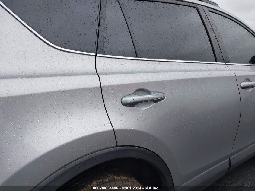 2018 TOYOTA RAV4 ADVENTURE/XLE - 2T3WFREV6JW515390