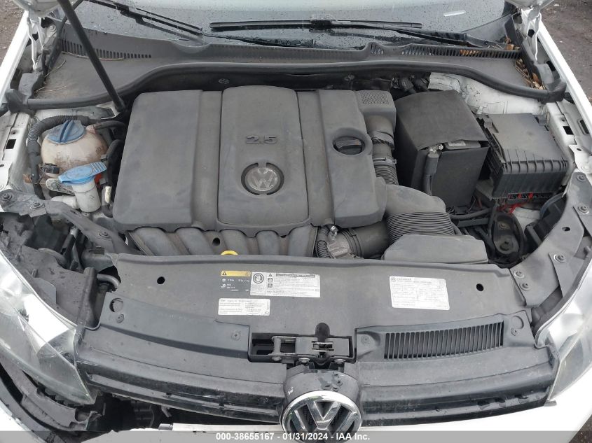 2014 VOLKSWAGEN GOLF 2.5L - WVWDB7AJ9EW009666