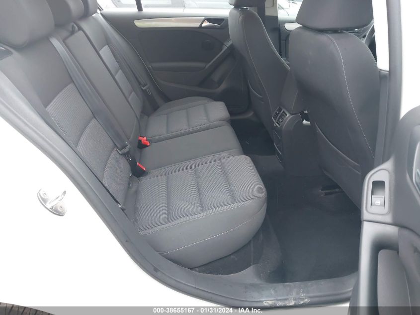 2014 VOLKSWAGEN GOLF 2.5L - WVWDB7AJ9EW009666