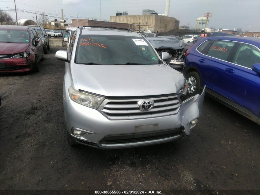 2013 TOYOTA HIGHLANDER PLUS/SE - 5TDBK3EH9DS185798