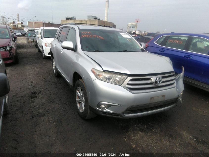 2013 TOYOTA HIGHLANDER PLUS/SE - 5TDBK3EH9DS185798