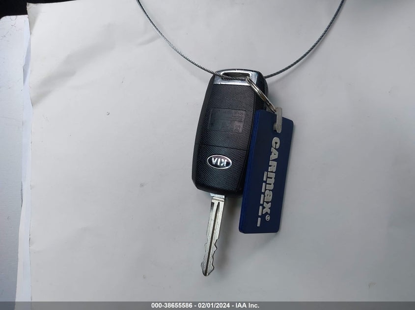 VIN 3KPFL4A72HE064080 2017 KIA FORTE LX